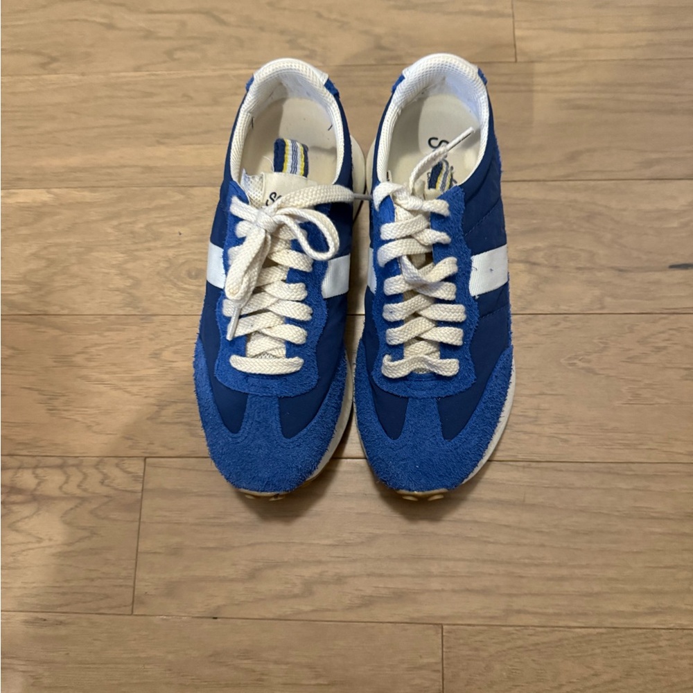 SeaVees Acorn Trainer Blue and White